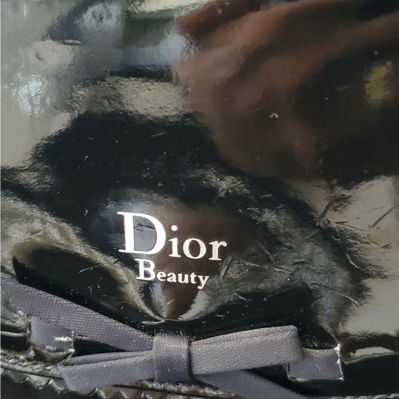 EUC DIOR POUCH CROSSBODY authentic - Picture 4 of 14